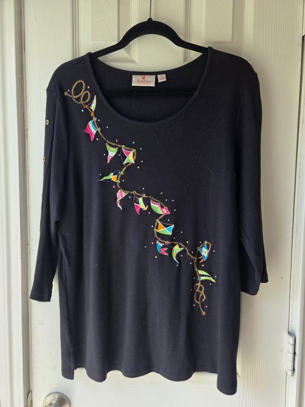 Quacker Factory Black Embellished Long Sleeve Tee Size Medium